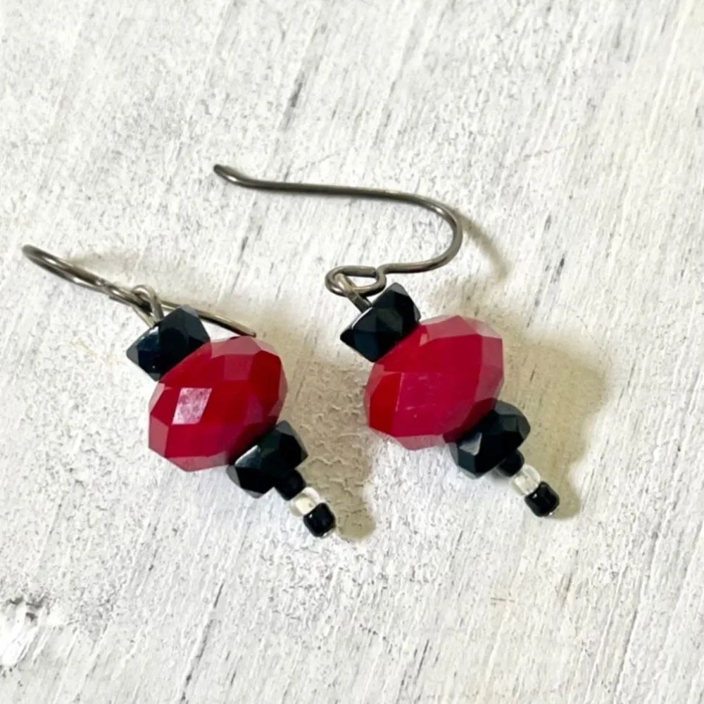 Small red and black beaded earrings